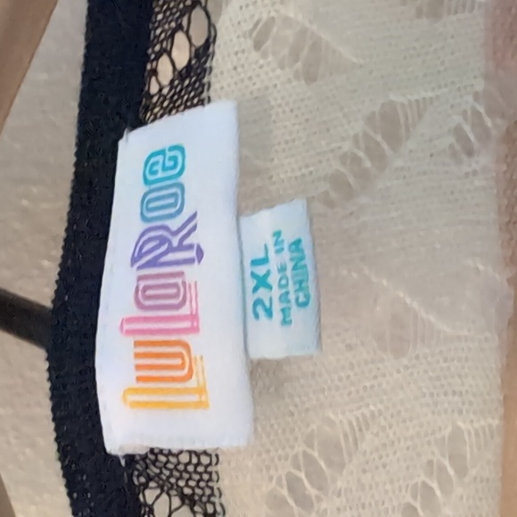 Sweater - Picture 2 of 7